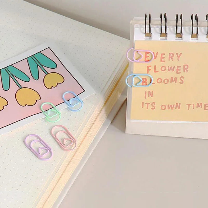 50pcs Mini Love Heart Paper Clips Macaron Color Photo Tickets Holder Binder Clips Notebook Planner Bookmarks Office Supplies