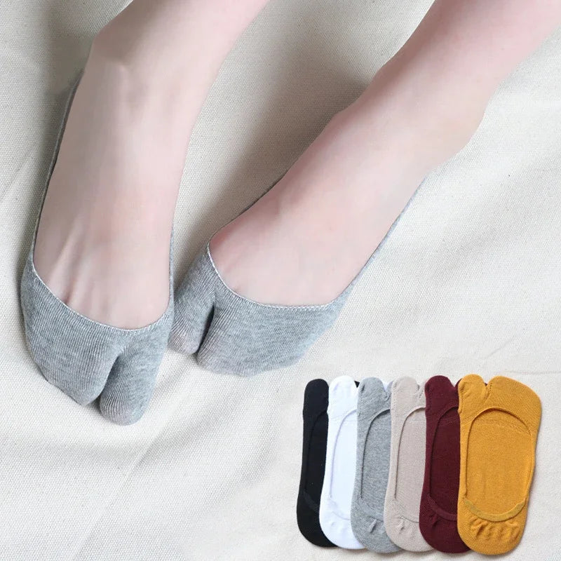 Women Two Finger Socks Summer Thin Non-slip Invisible Low Cut Boat Sock Solid Breathable Cotton Tabi Socks Comfortable