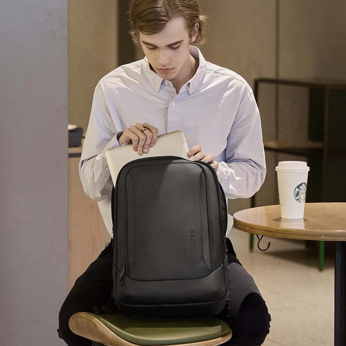 Heroic Knight Multifunctional Men's Backpack 15.6" Laptop Backpack Waterproof Large Capacity Work Travel Backpack with USB Port